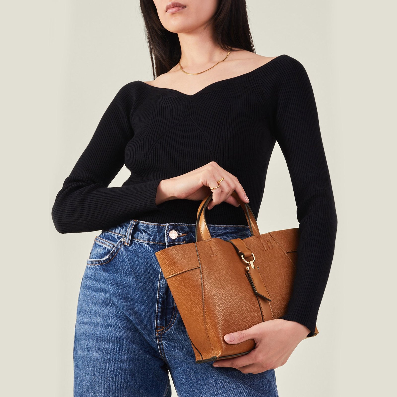 Accessorize London Women's Tan Handheld Bag - Image 5